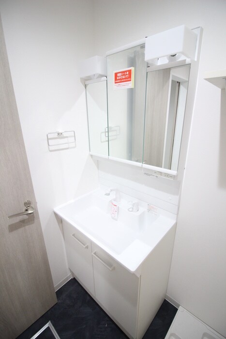 物件内観写真10　(洗面)