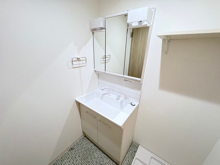 物件内観写真15　(洗面)