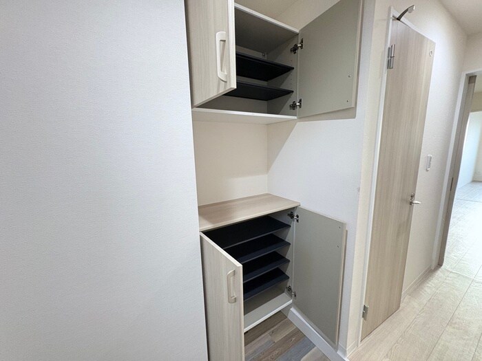 物件内観写真17　(靴箱)