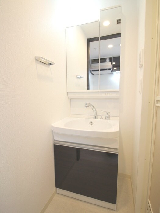 物件内観写真9　(洗面)
