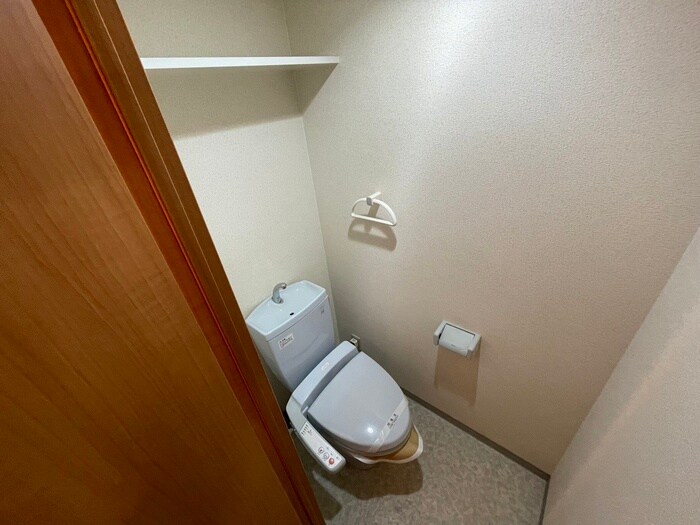 物件内観写真14　(トイレ)