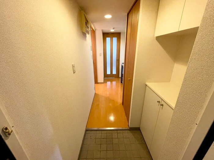 物件内観写真16　(廊下)