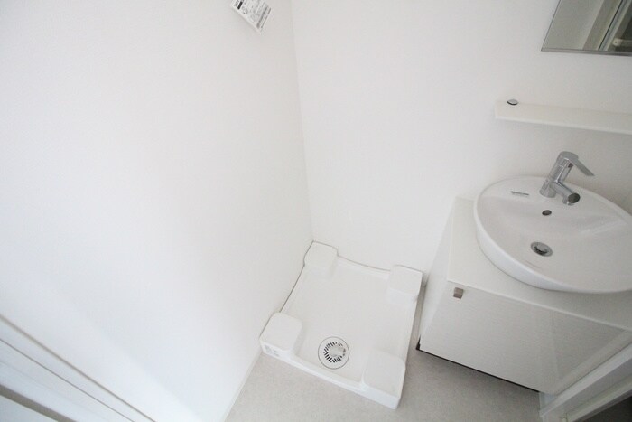 物件内観写真15　(洗濯機置場)