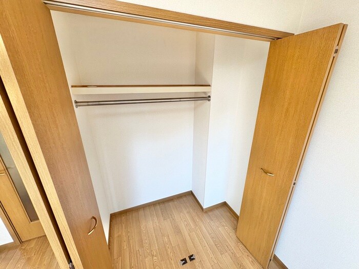 物件内観写真18　(収納)