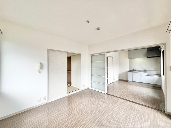 物件内観写真5　(居室)