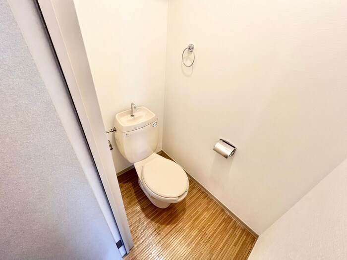 物件内観写真10　(トイレ)