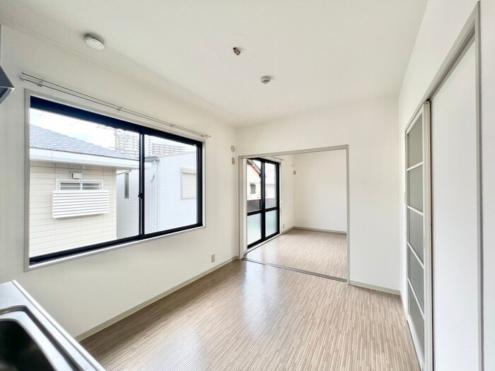 物件内観写真12　(居室)