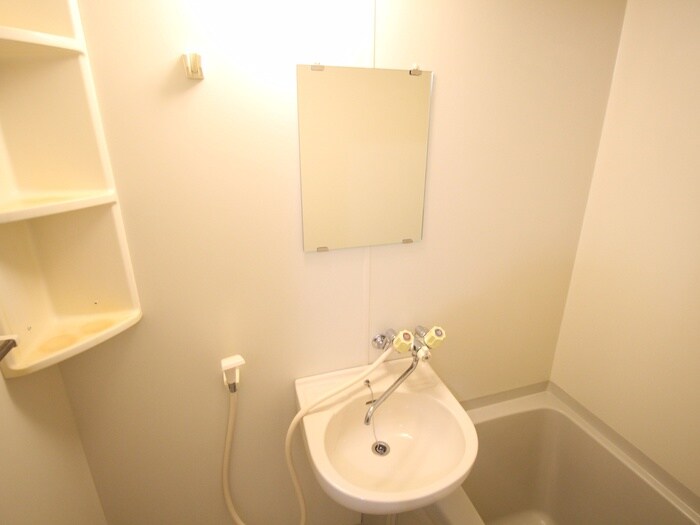 物件内観写真7　(洗面)