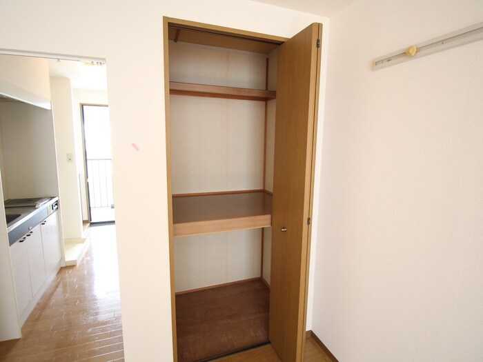 物件内観写真9　(収納)