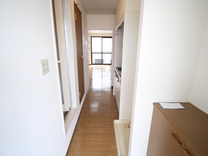 物件内観写真19　(廊下)