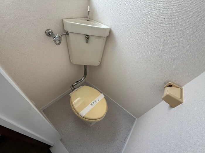 物件内観写真8　(トイレ)