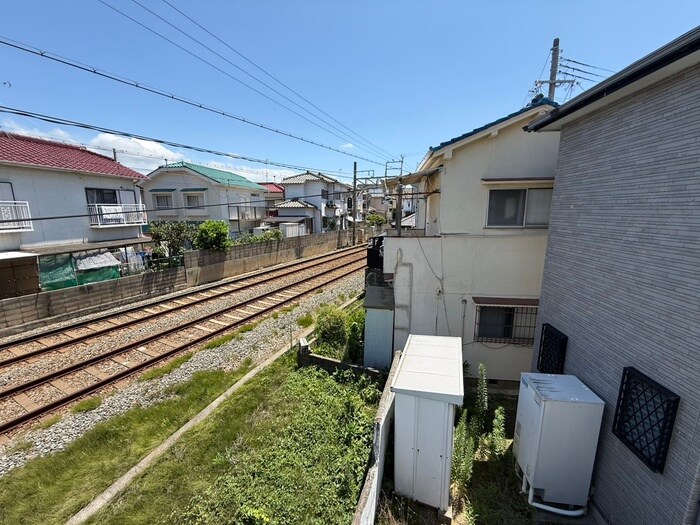 物件内観写真12　(室内からの展望)