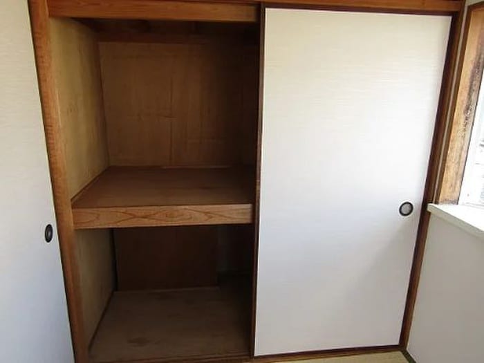物件内観写真12　(収納)