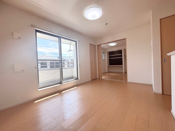 物件内観写真7　(居室)