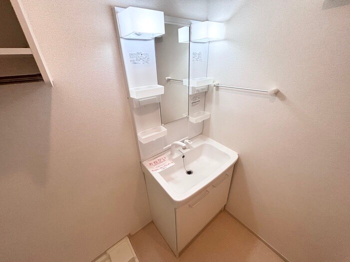 物件内観写真14　(収納)