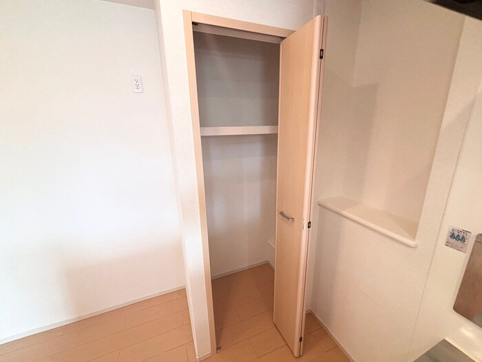 物件内観写真19　(収納)
