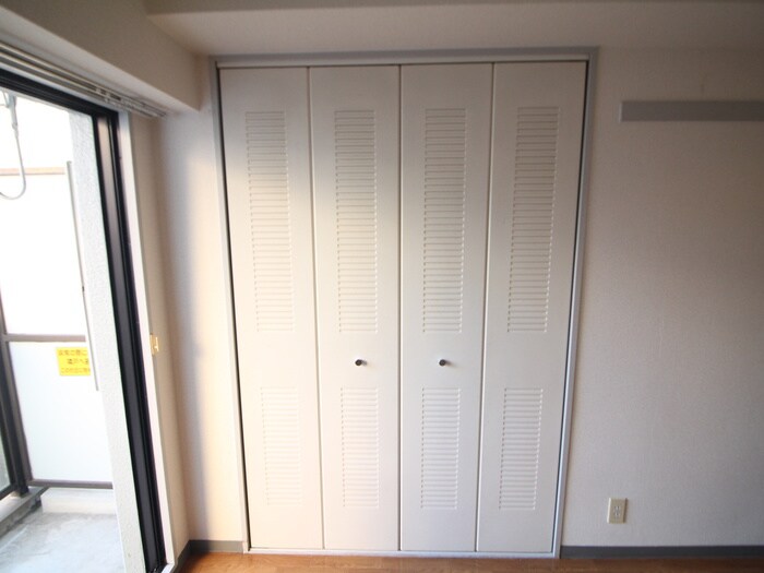 物件内観写真13　(収納)