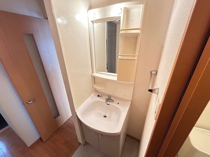 物件内観写真10　(洗面)