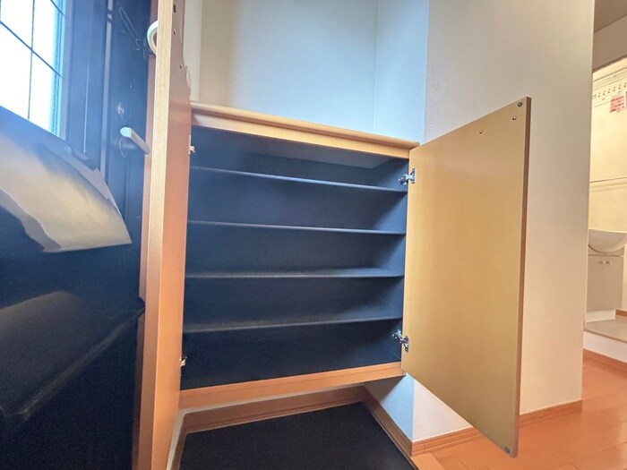 物件内観写真20　(靴箱)