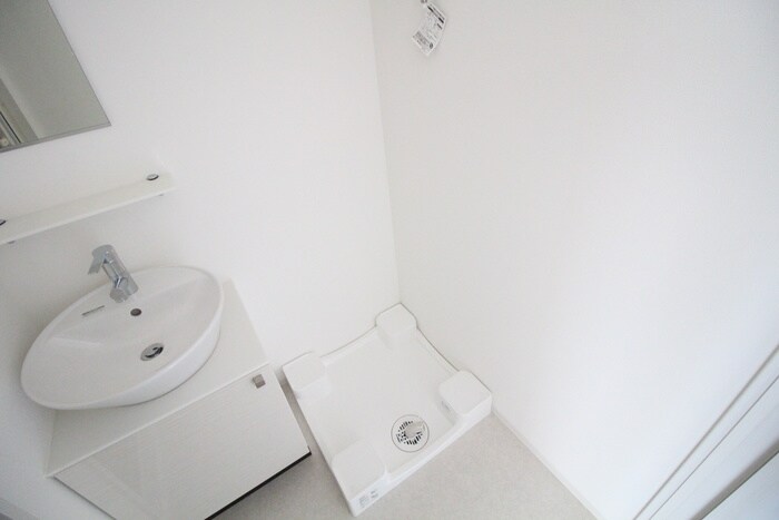 物件内観写真17　(洗濯機置場)