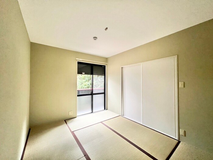 物件内観写真8　(居室)