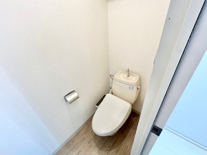 物件内観写真12　(トイレ)