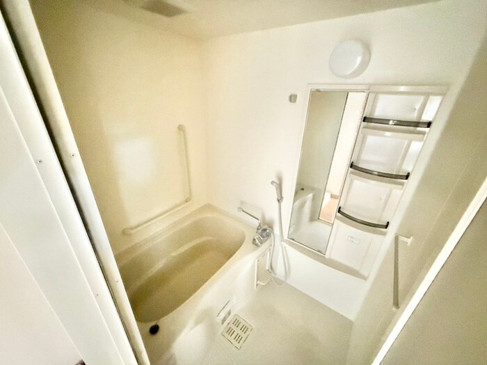 物件内観写真12　(バス／シャワールーム等)