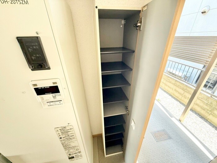 物件内観写真18　(靴箱)