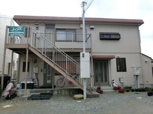 日高ハイツ外観写真