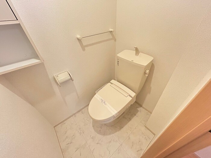 物件内観写真13　(トイレ)