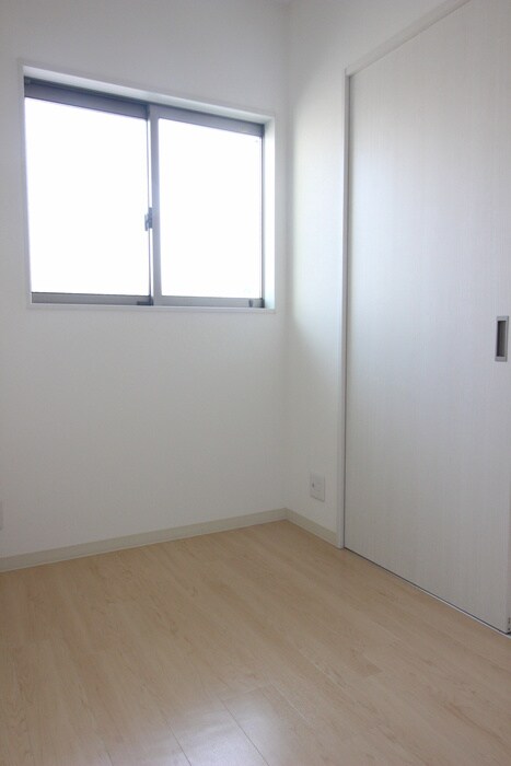 物件内観写真14　(居室)