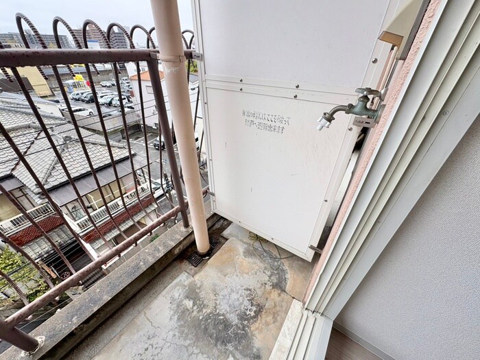 物件内観写真20　(洗濯機置場)