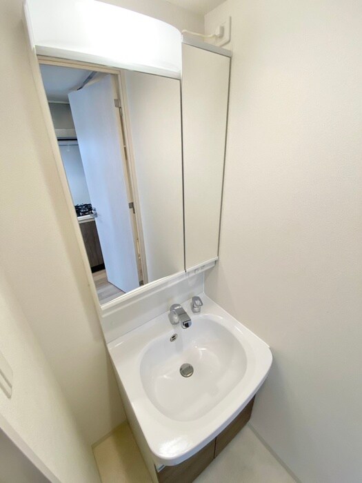 物件内観写真9　(洗面)