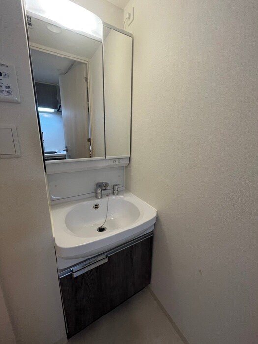 物件内観写真10　(洗面)