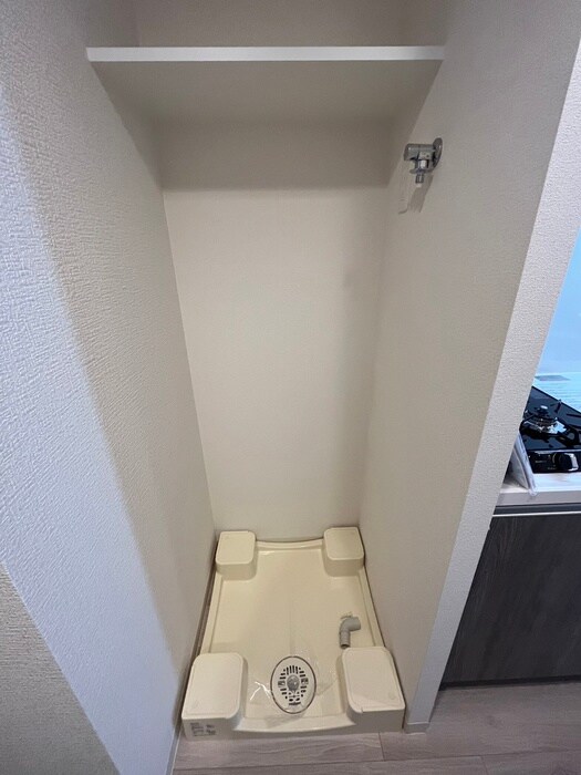 物件内観写真13　(洗濯機置場)