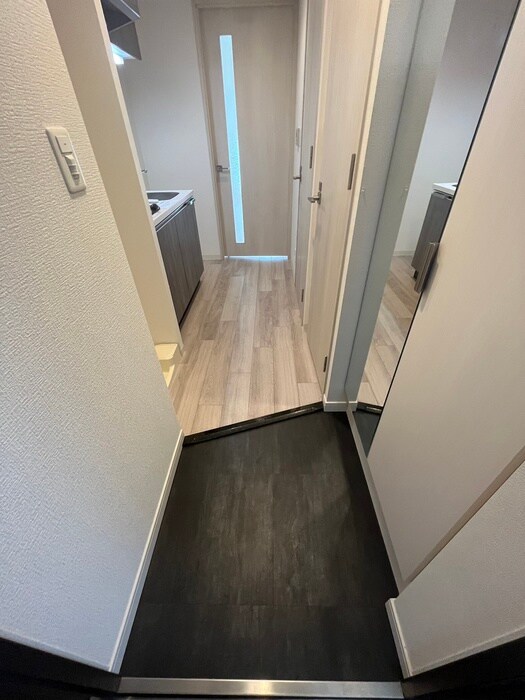 物件内観写真17　(玄関)