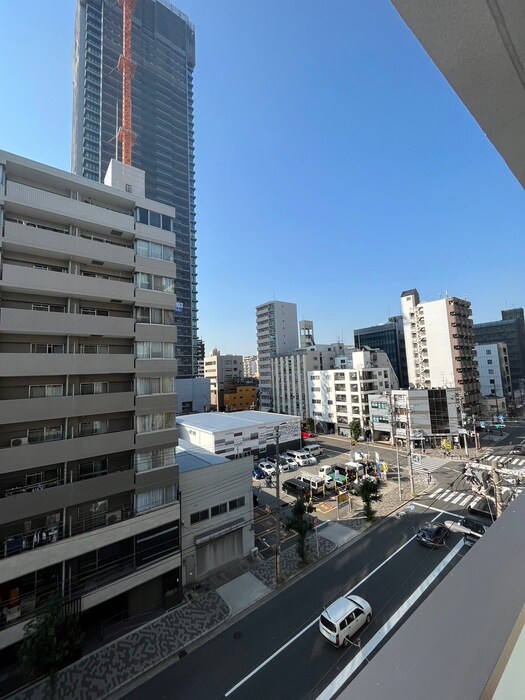 物件内観写真22　(室内からの展望)