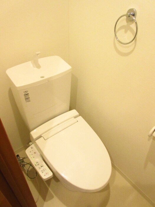 物件内観写真11　(トイレ)