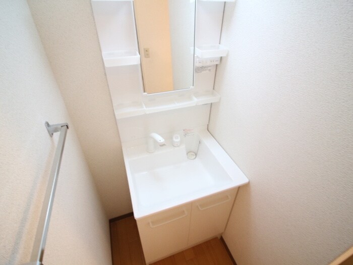 物件内観写真18　(洗面)