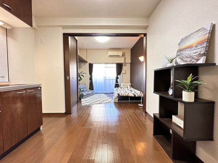 物件内観写真7　(居室)