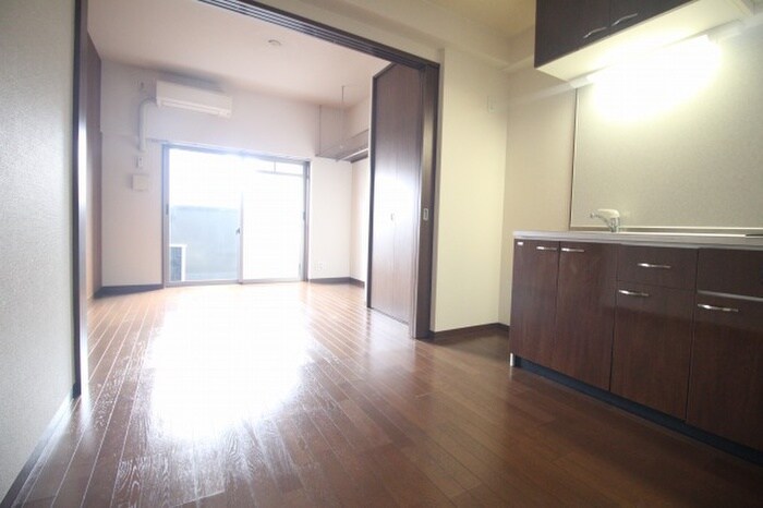 物件内観写真8　(居室)