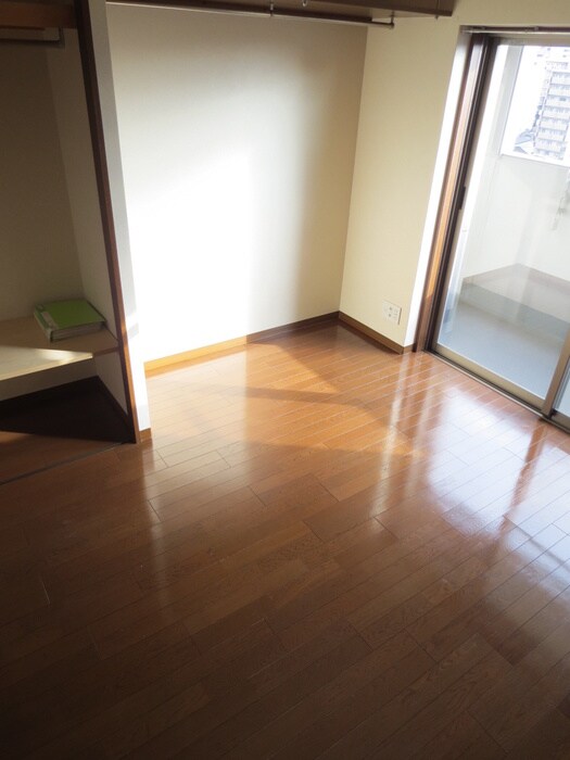 物件内観写真10　(居室)