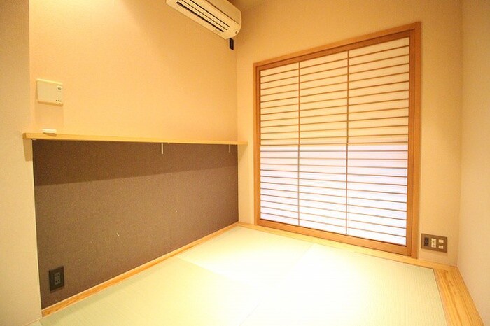 物件内観写真10　(居室)