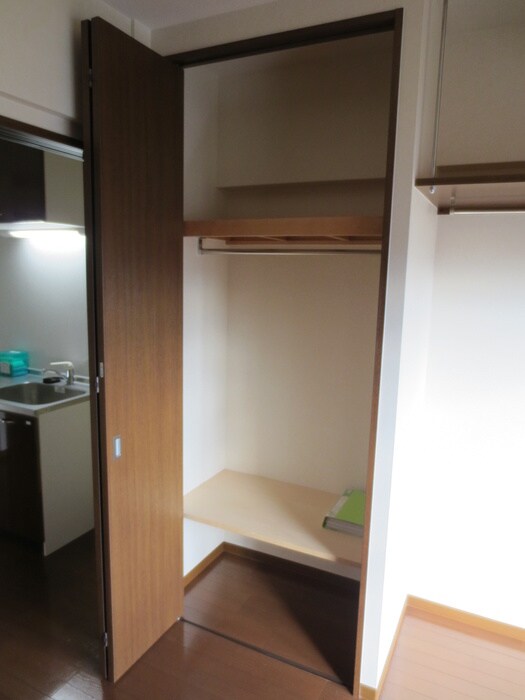 物件内観写真15　(収納)