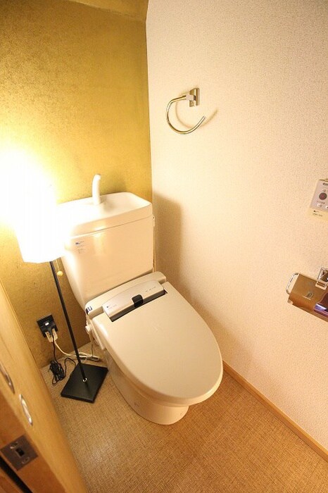 物件内観写真15　(トイレ)