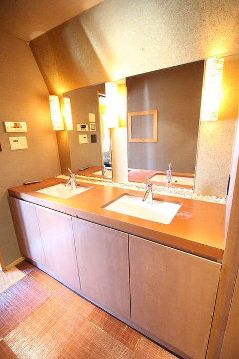 物件内観写真16　(洗面)