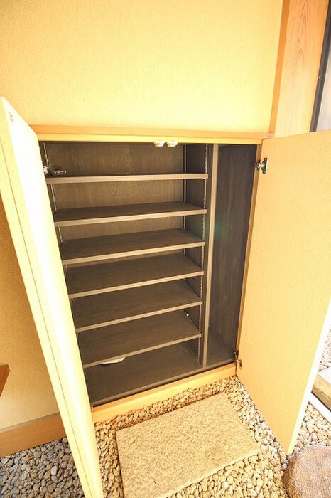 物件内観写真20　(靴箱)