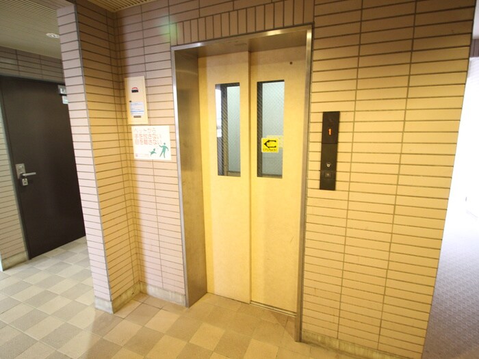 物件外観写真6　(建物設備)