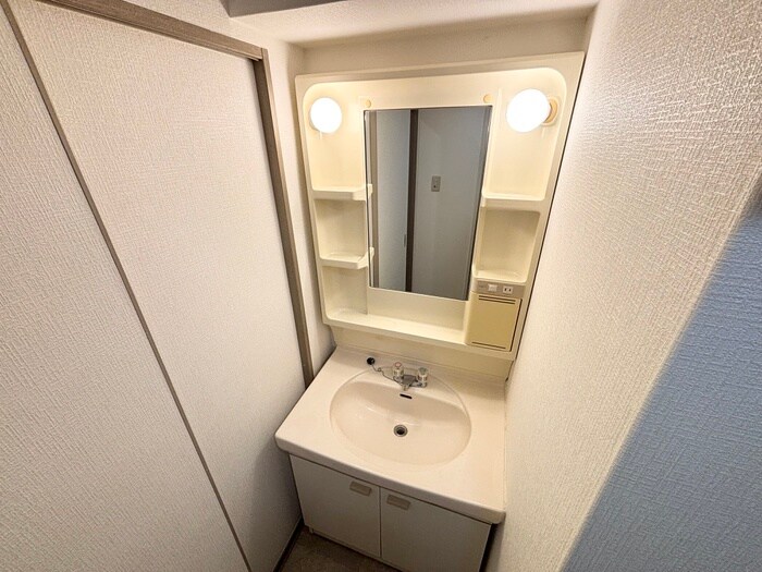 物件内観写真10　(洗面)