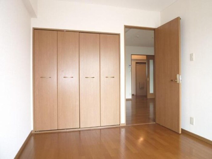 物件内観写真9　(収納)